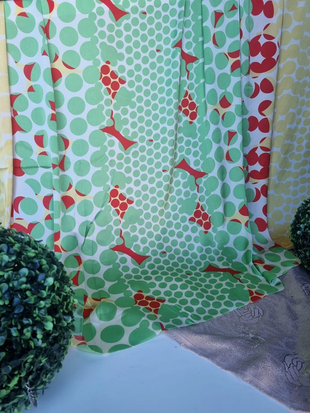 Photo originale du tissu — annonce eBay 406039369715